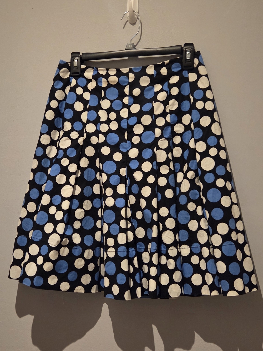 Ellen Tracy Polka Dot Pleated A-Line Skirt Blue White Black Size 2  EUC